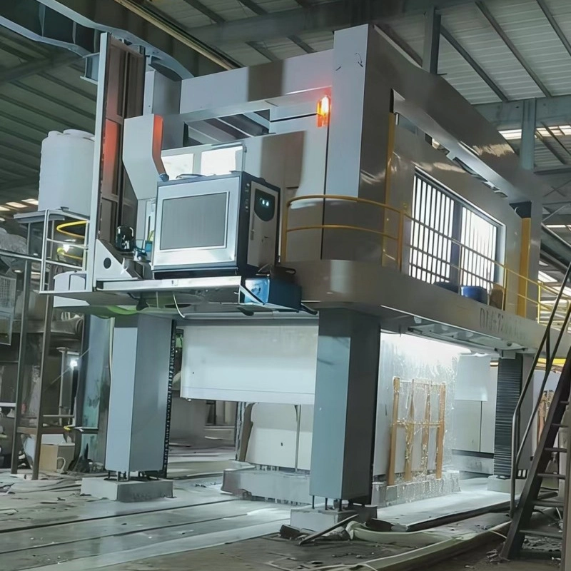 Máquina de corte com serra de fio diamantado